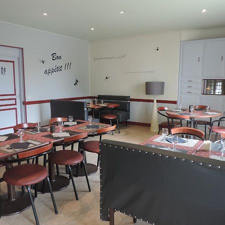 Hotel Restaurant Le Chalet Guemene-Penfao ภายนอก รูปภาพ